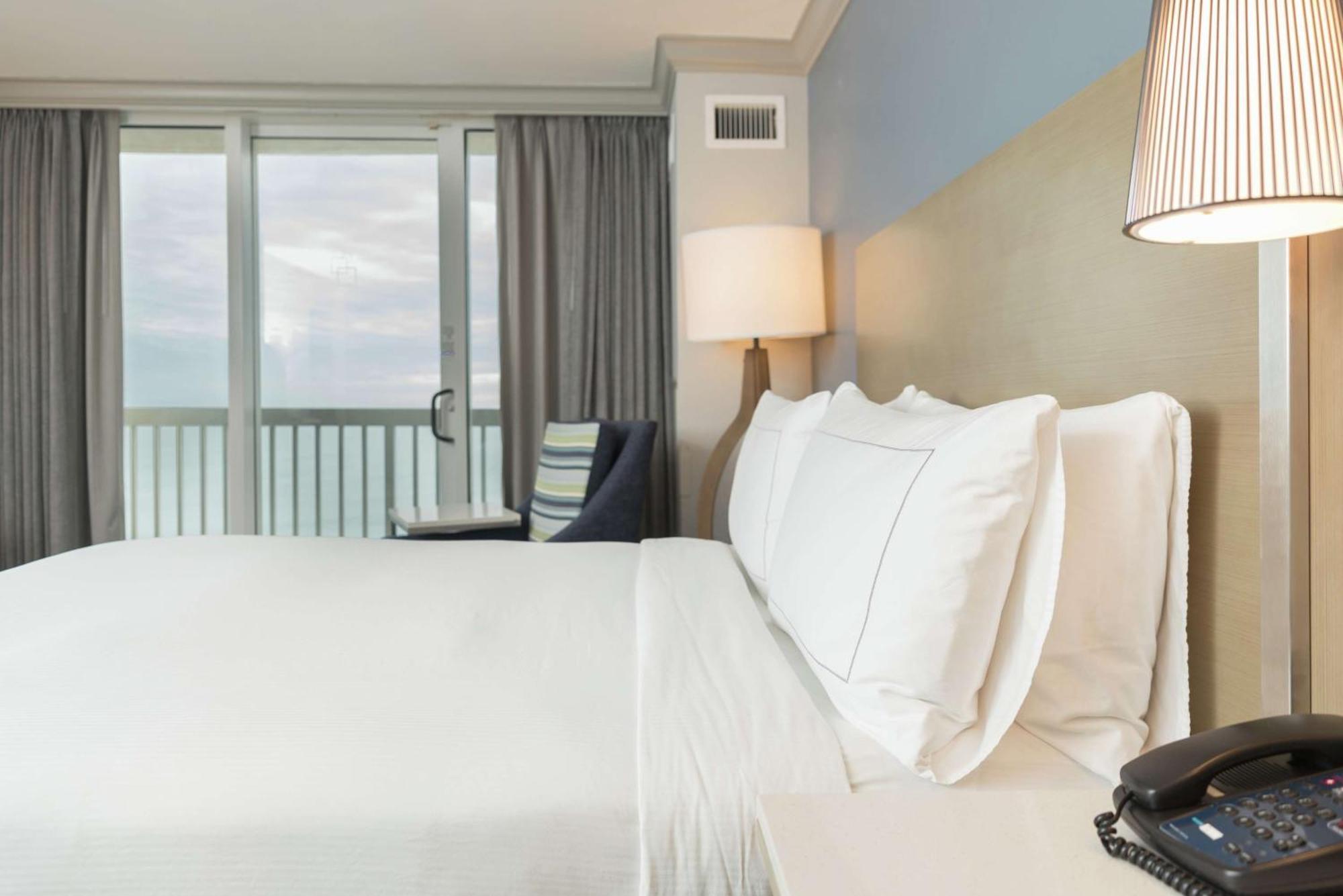 Hilton Melbourne Beach Oceanfront Екстер'єр фото
