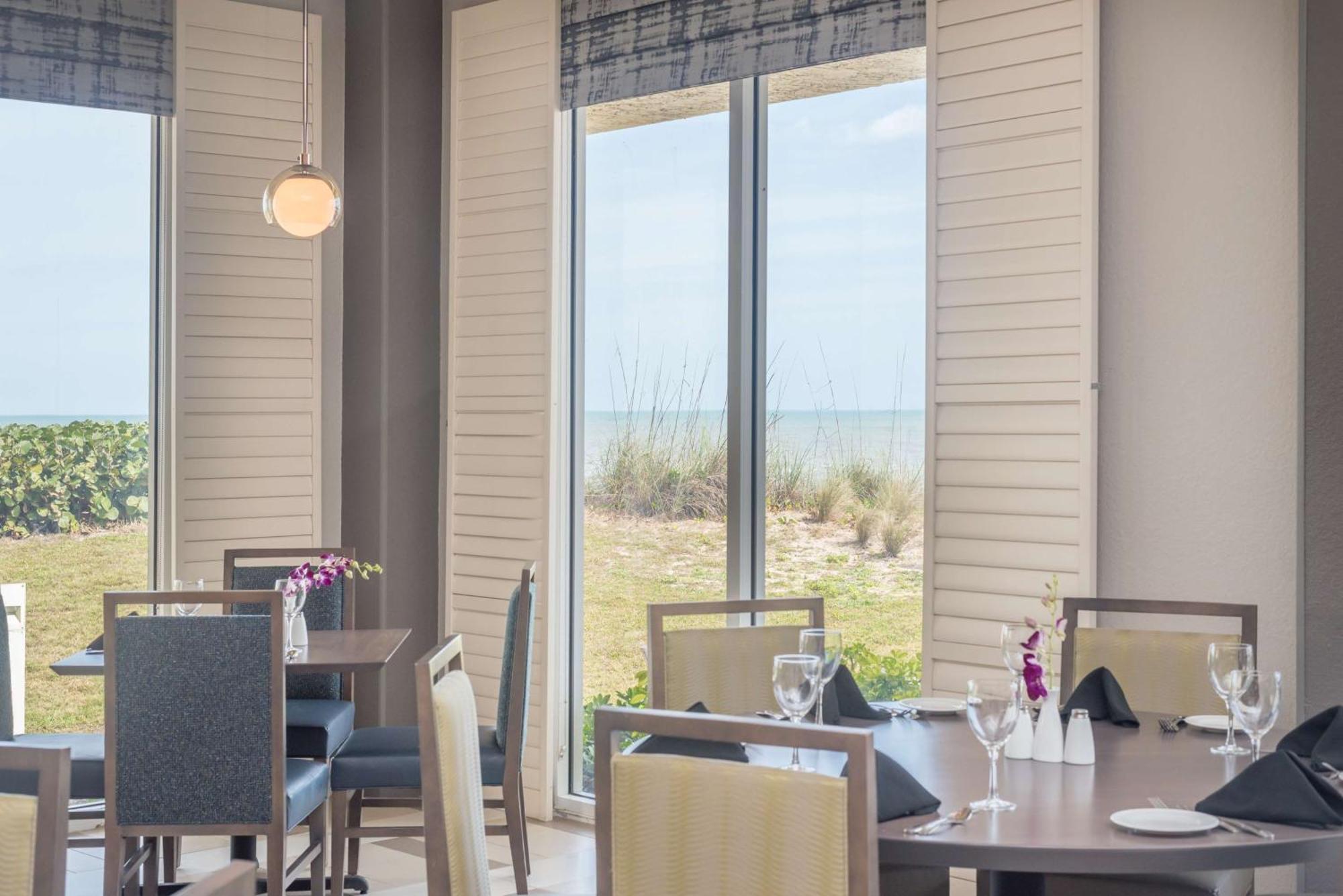 Hilton Melbourne Beach Oceanfront Екстер'єр фото