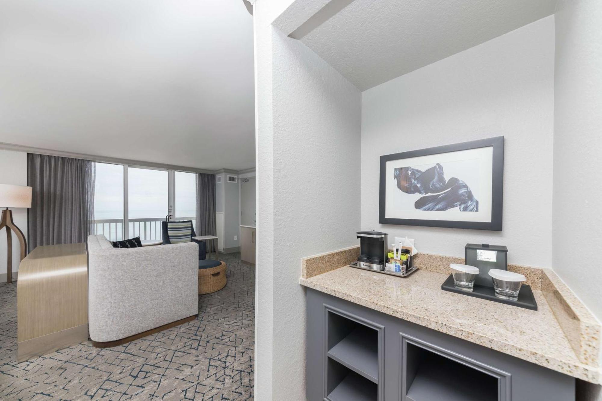 Hilton Melbourne Beach Oceanfront Екстер'єр фото