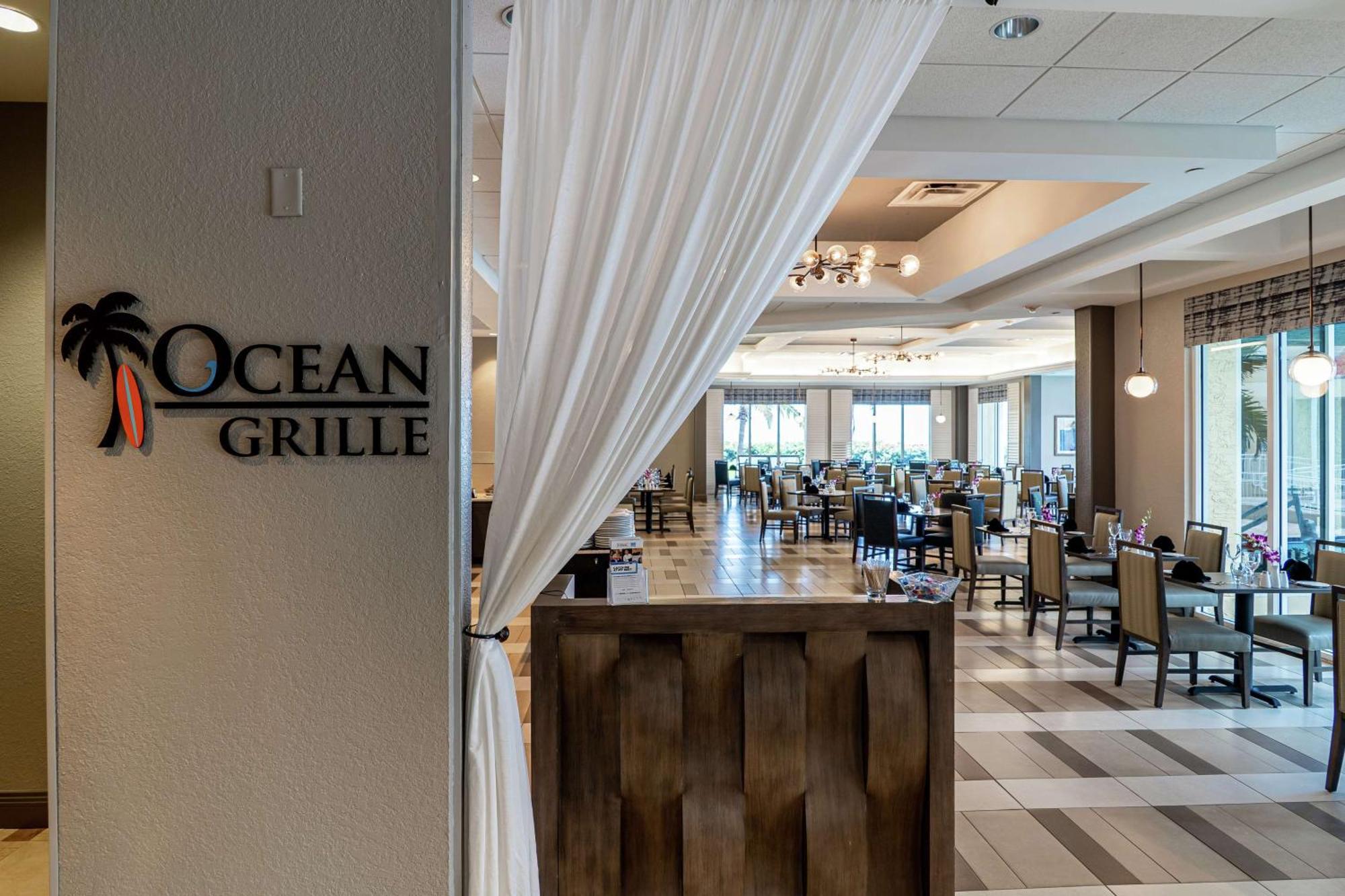 Hilton Melbourne Beach Oceanfront Екстер'єр фото